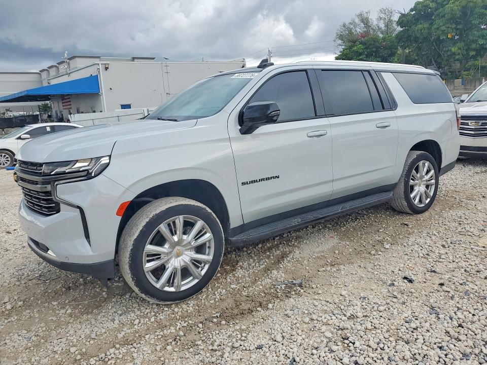 69727776 :رقم المزاد ، 1GNSKEKL1NR201844 vin ، 2022 Chevrolet Suburban مزاد بيع
