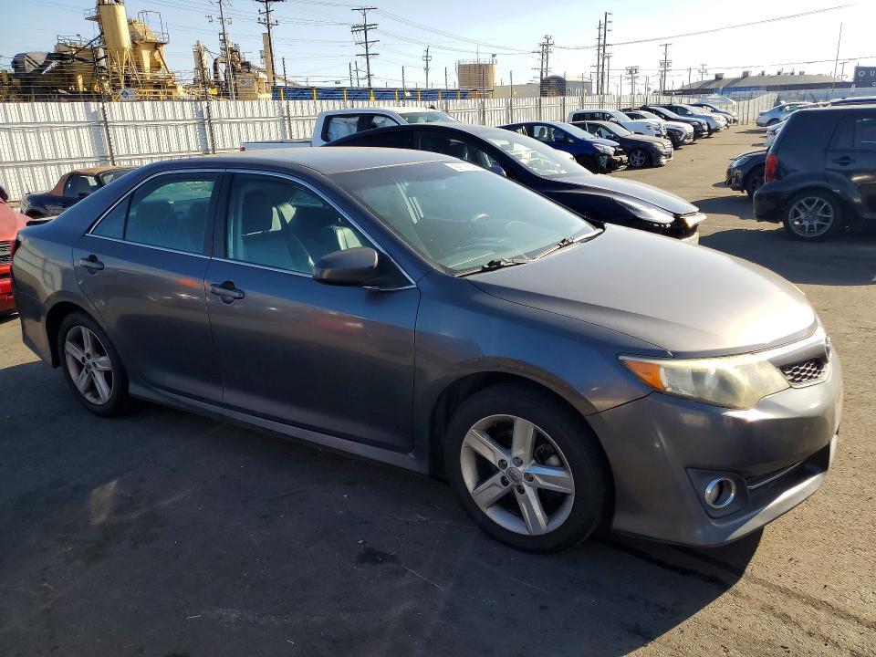 Продаж на аукціоні авто 2014 Toyota Camry, vin: 4T1BF1FK9EU445872, номер лоту: 69178236