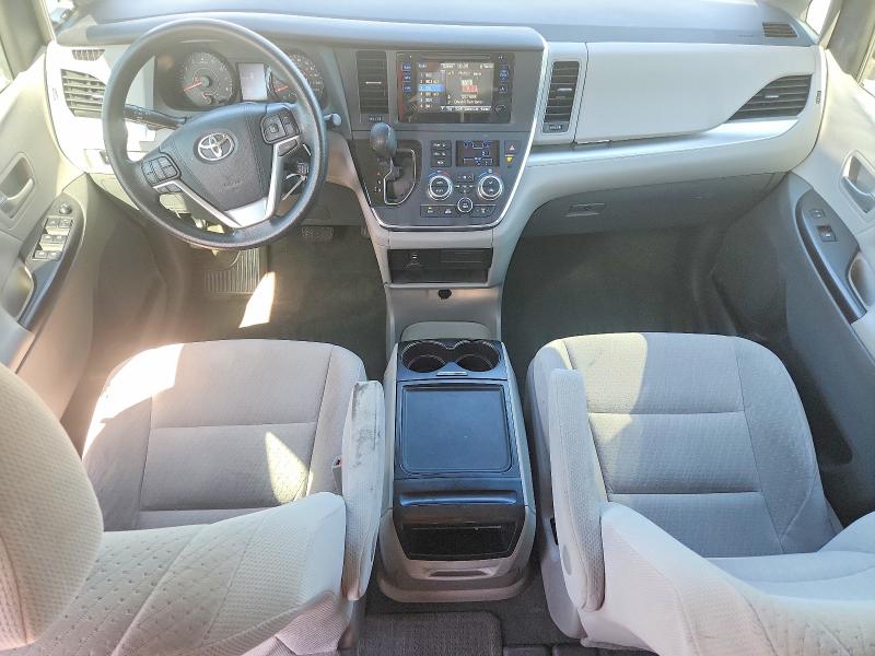 69599786 :رقم المزاد ، 5TDKK3DC1FS682479 vin ، 2015 Toyota Sienna مزاد بيع