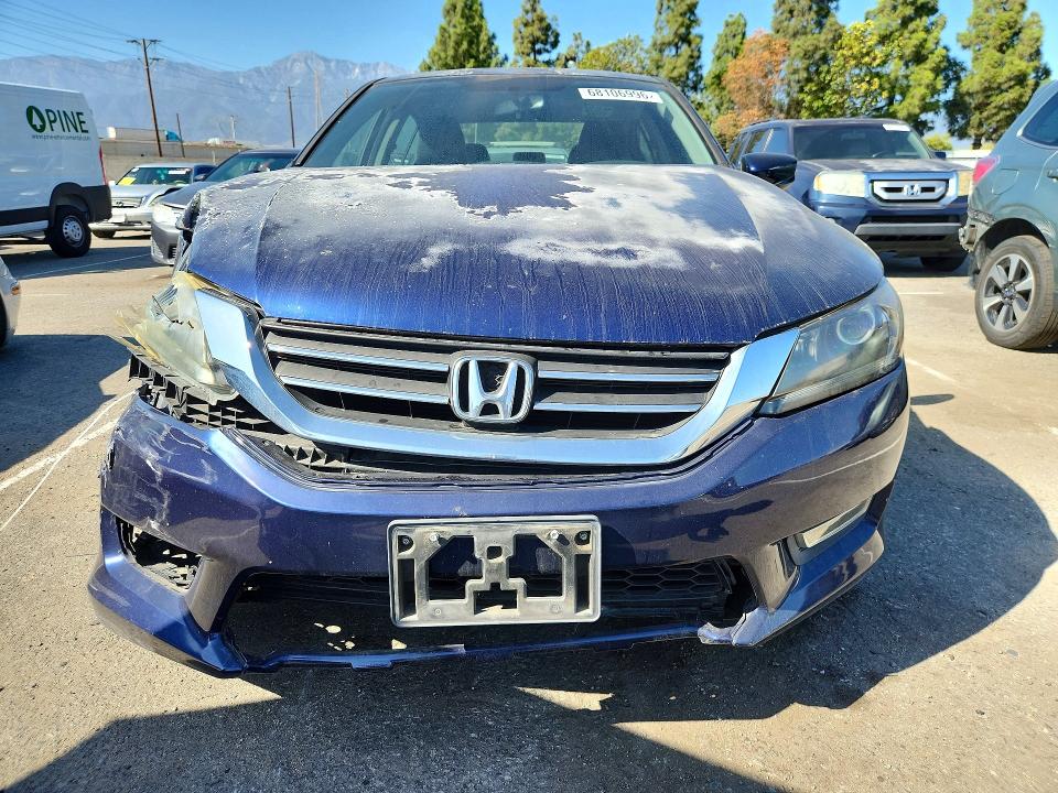 Продаж на аукціоні авто 2013 Honda Accord, vin: 1HGCR2F50DA053347, номер лоту: 68106996