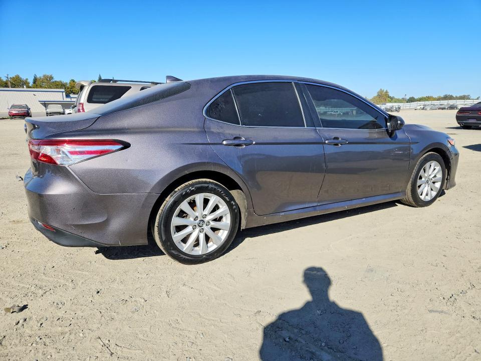 Продаж на аукціоні авто 2020 Toyota Camry, vin: 4T1C11AKXLU331600, номер лоту: 70677096