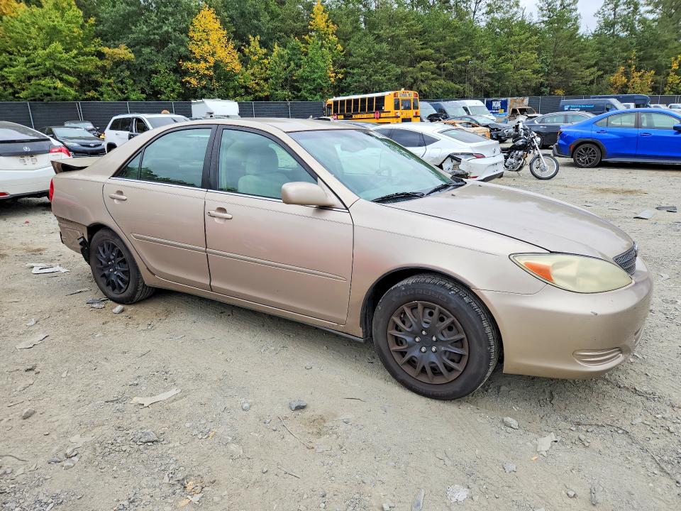 68495466 :رقم المزاد ، 4T1BE30K52U090928 vin ، 2002 Toyota Camry مزاد بيع