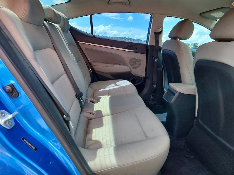 2017 Hyundai Elantra მანქანა იყიდება აუქციონზე, vin: 5NPD84LF9HH038102, აუქციონის ნომერი: 67718316