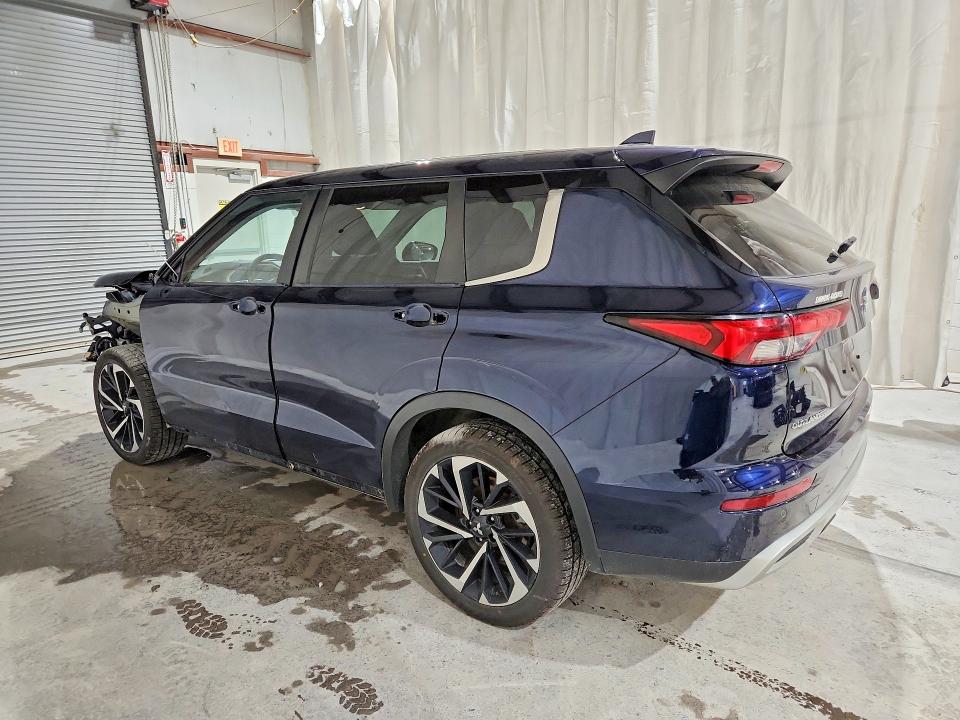 69212806 :رقم المزاد ، JA4J4UA84NZ037442 vin ، 2022 Mitsubishi Outlander مزاد بيع