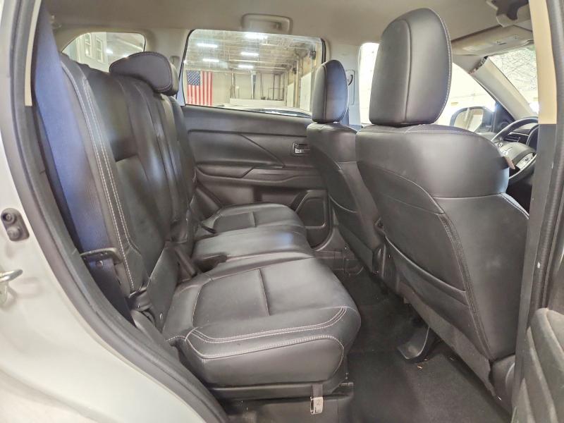 69109926 :رقم المزاد ، JA4AZ3A35KZ022671 vin ، 2019 Mitsubishi Outlander مزاد بيع