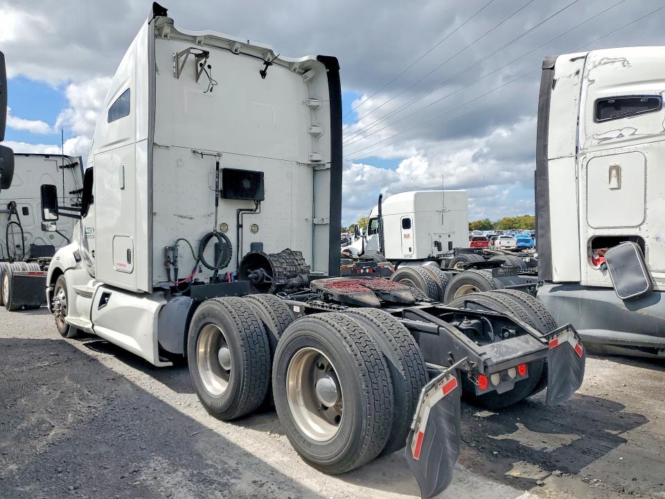 Продажа на аукционе авто 2021 Kenworth Construction, vin: 1XKYDP9X2MJ439415, номер лота: 70295666