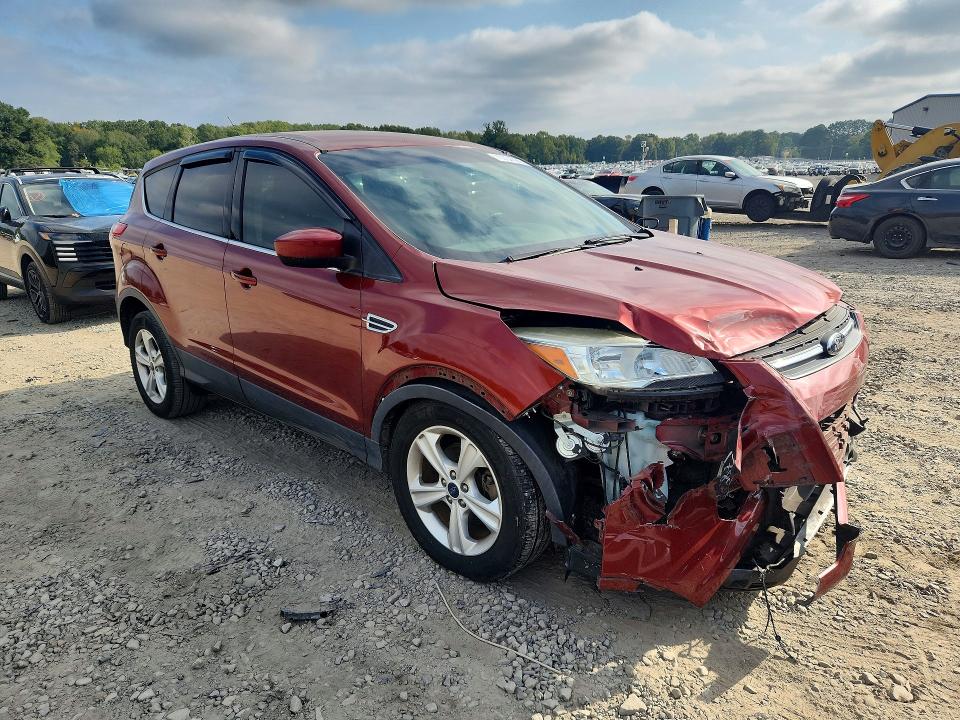 2015 Ford Escape მანქანა იყიდება აუქციონზე, vin: 1FMCU0GX9FUC56221, აუქციონის ნომერი: 70054696