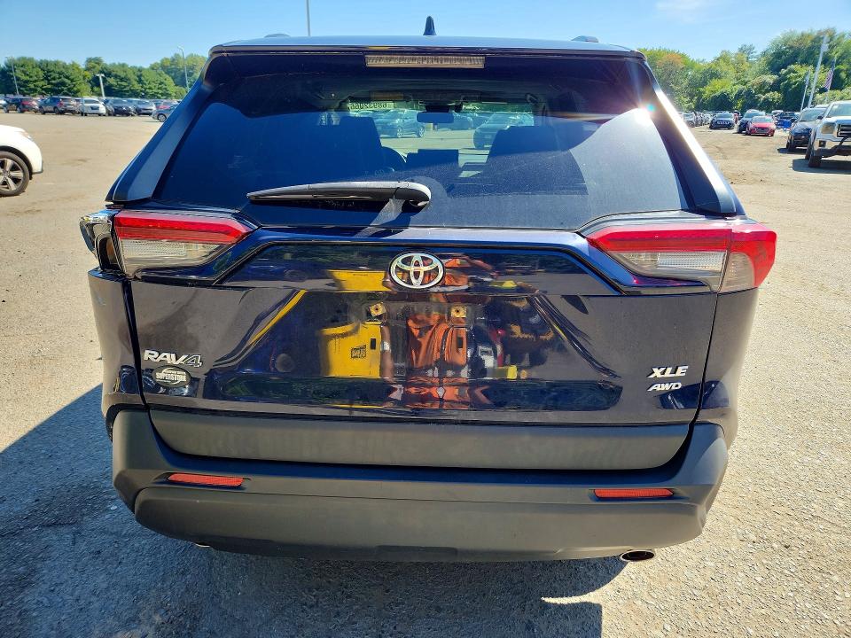 2019 Toyota Rav4 მანქანა იყიდება აუქციონზე, vin: JTMP1RFV2KD013119, აუქციონის ნომერი: 68932966