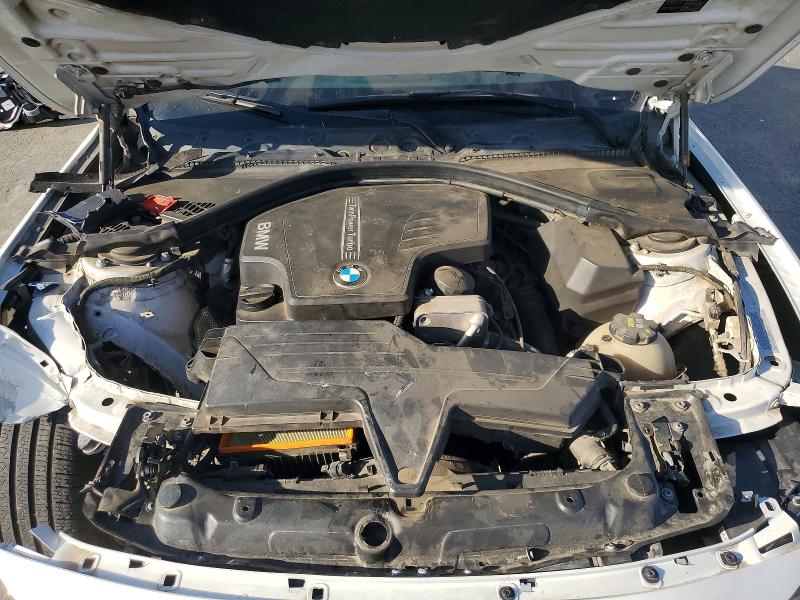 71073276 :رقم المزاد ، WBA3C1C5XFP851267 vin ، 2015 Bmw 328 مزاد بيع