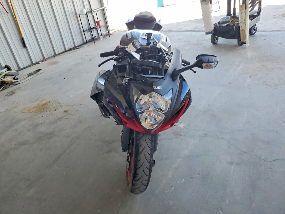67994496 :رقم المزاد ، JS1GN7FAXT7100329 vin ، 2026 Suzuki Gsx-r600 مزاد بيع