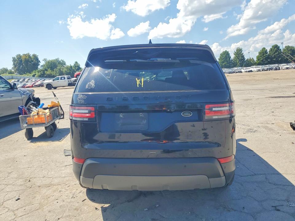 67875526 :رقم المزاد ، SALRTBBV6HA022621 vin ، 2017 Land Rover Discovery مزاد بيع