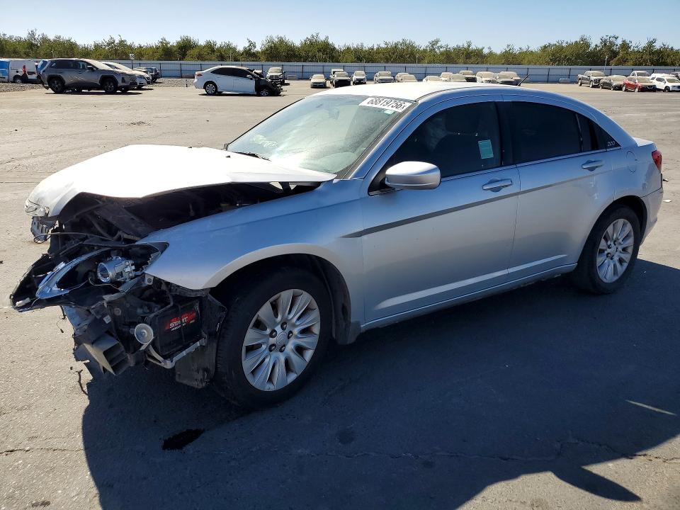 Продаж на аукціоні авто 2012 Chrysler 200, vin: 1C3CCBAB4CN289573, номер лоту: 68819756