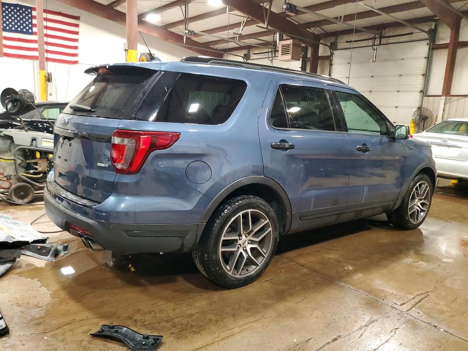 68420986 :رقم المزاد ، 1FM5K8GT3JGB62028 vin ، 2018 Ford Explorer مزاد بيع