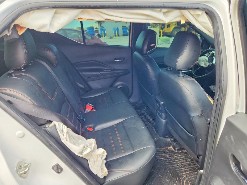68630346 :رقم المزاد ، 3N1CP5DV0LL478134 vin ، 2020 Nissan Kicks مزاد بيع