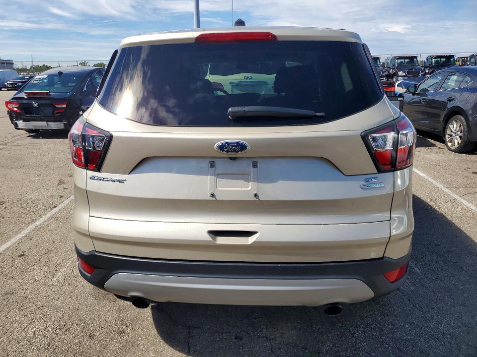 Продаж на аукціоні авто 2017 Ford Escape, vin: 1FMCU0GD5HUA78686, номер лоту: 69969676