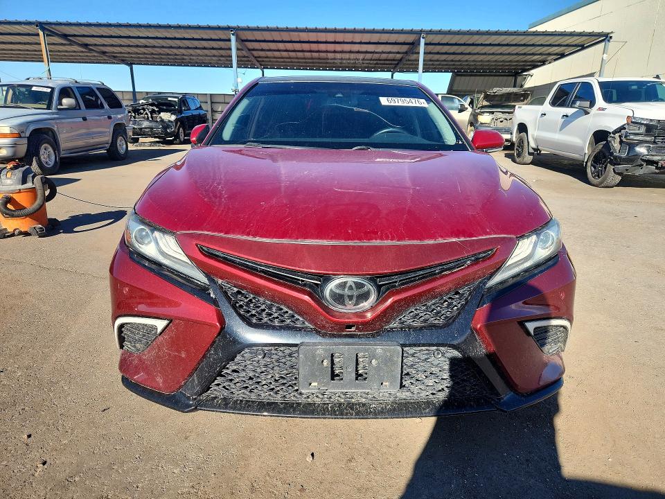 Продажа на аукционе авто 2018 Toyota Camry, vin: 4T1B61HK4JU566879, номер лота: 69795476