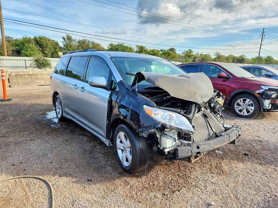 2020 Toyota Sienna მანქანა იყიდება აუქციონზე, vin: 5TDKZ3DC4LS075810, აუქციონის ნომერი: 65650386