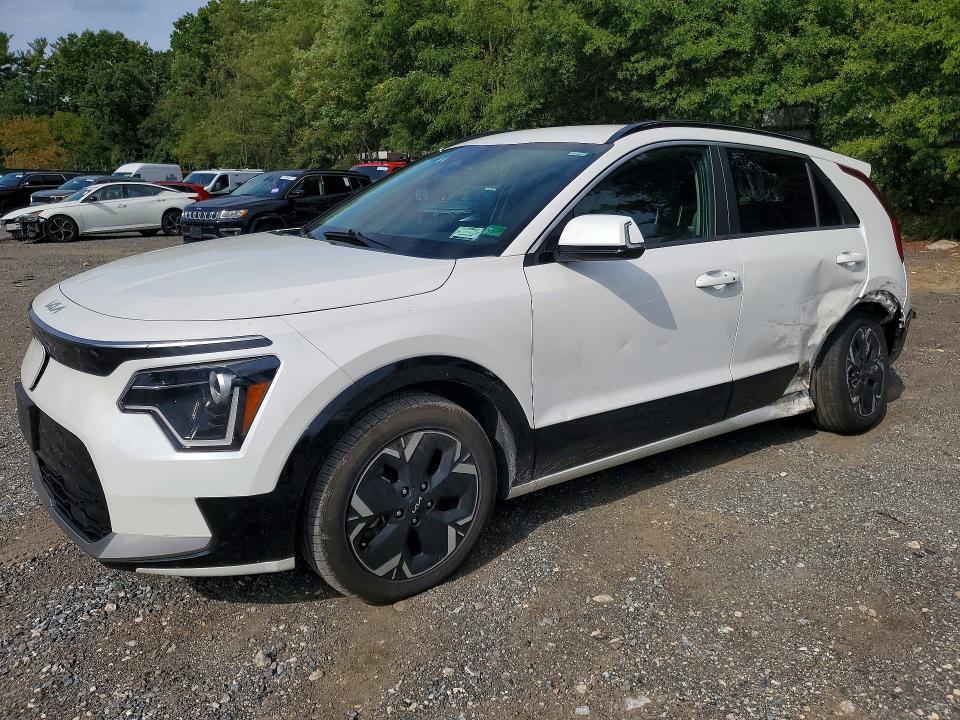 69724376 :رقم المزاد ، KNDCR3L14R5122496 vin ، 2024 Kia Niro مزاد بيع