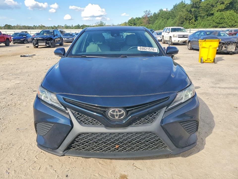 Aukcja sprzedaży 2018 Toyota Camry, vin: 4T1B11HK5JU518130, numer aukcji: 69821516