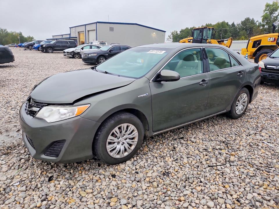 2012 Toyota Camry Hybrid მანქანა იყიდება აუქციონზე, vin: 4T1BD1FK4CU029070, აუქციონის ნომერი: 69173376