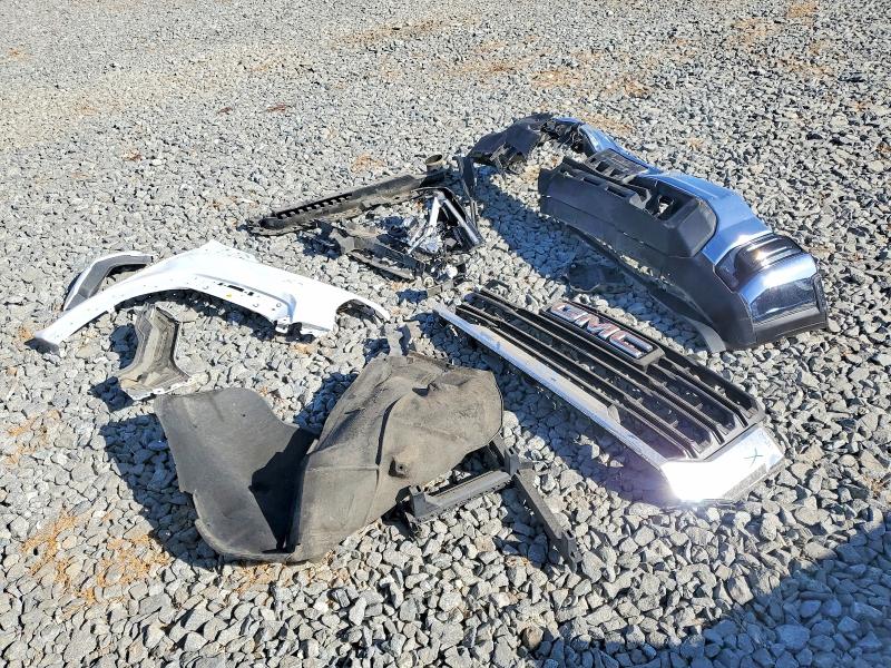 68826576 :رقم المزاد ، 1GD58LE73RF119057 vin ، 2024 Gmc Sierra مزاد بيع