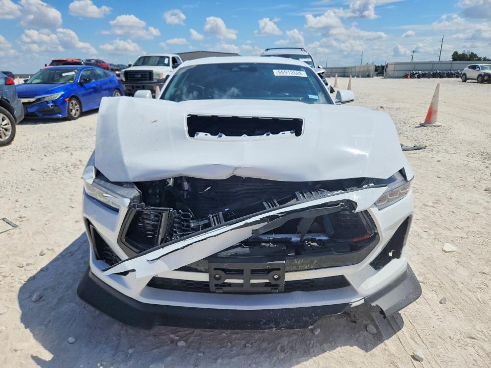 66912606 :رقم المزاد ، 1FA6P8CF1R5402491 vin ، 2024 Ford Mustang مزاد بيع