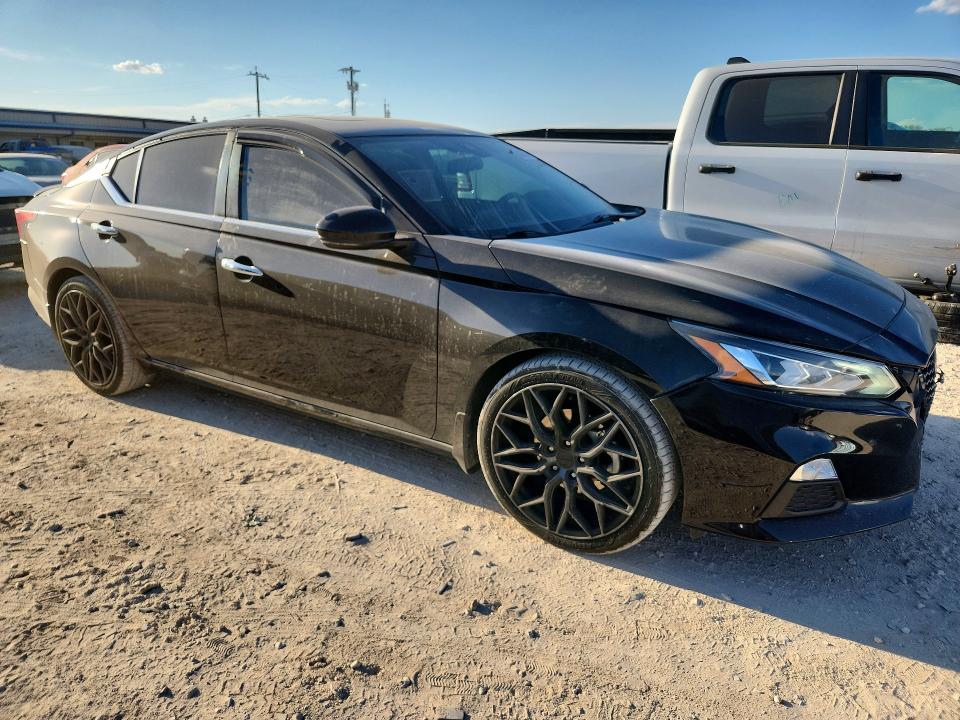 Продаж на аукціоні авто 2022 Nissan Altima, vin: 1N4BL4DV3NN383462, номер лоту: 68438046