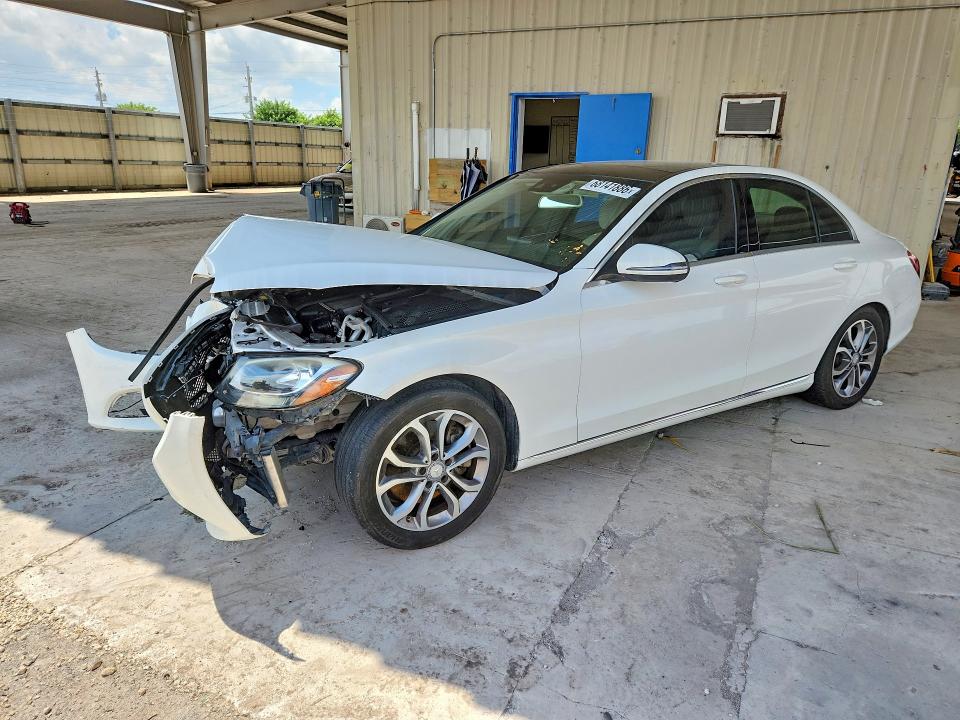 68141886 :رقم المزاد ، 55SWF4JB8HU200555 vin ، 2017 Mercedes-benz C مزاد بيع