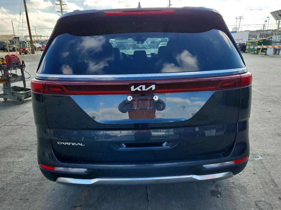 Продажа на аукционе авто 2024 Kia Carnival, vin: KNDNE5H37R6402479, номер лота: 68008696