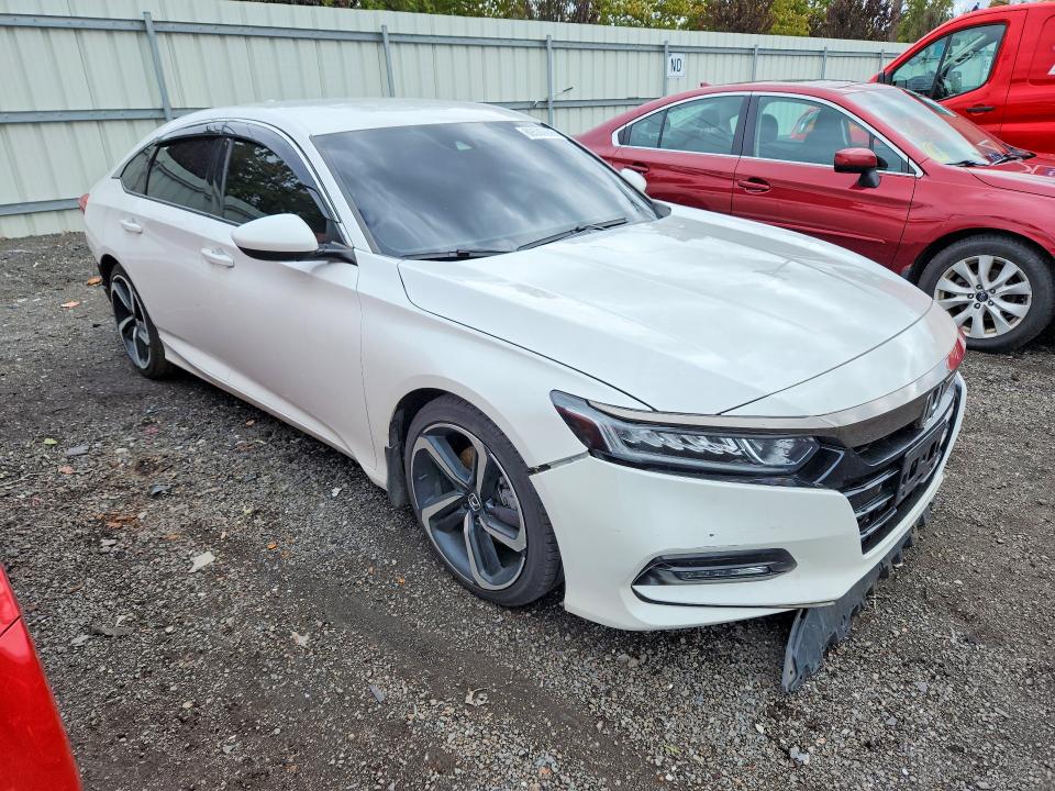Продаж на аукціоні авто 2018 Honda Accord, vin: 1HGCV1F33JA022108, номер лоту: 69500666