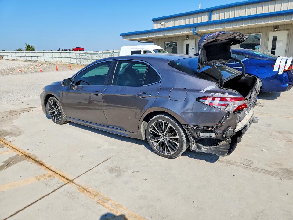 Aukcja sprzedaży 2018 Toyota Camry, vin: 4T1B11HK8JU007513, numer aukcji: 69324866