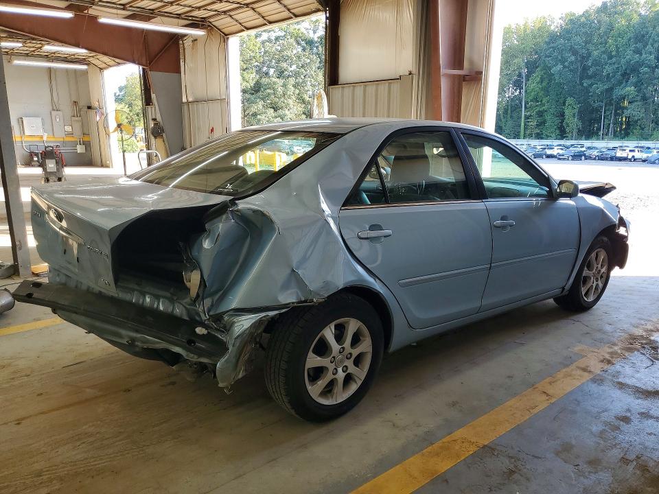 68745116 :رقم المزاد ، 4T1BF30K65U596544 vin ، 2005 Toyota Camry مزاد بيع