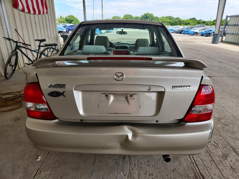2000 Mazda Protege მანქანა იყიდება აუქციონზე, vin: JM1BJ2224Y0242172, აუქციონის ნომერი: 67956016