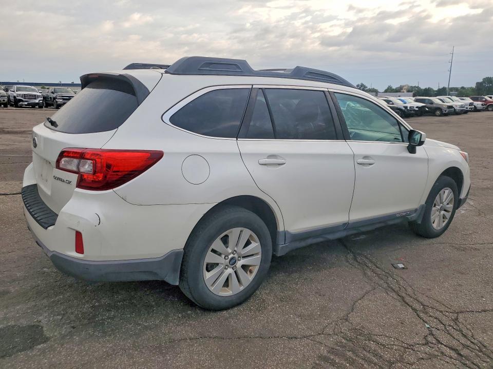 Aukcja sprzedaży 2015 Subaru Outback, vin: 4S4BSBEC2F3310378        , numer aukcji: 69236796