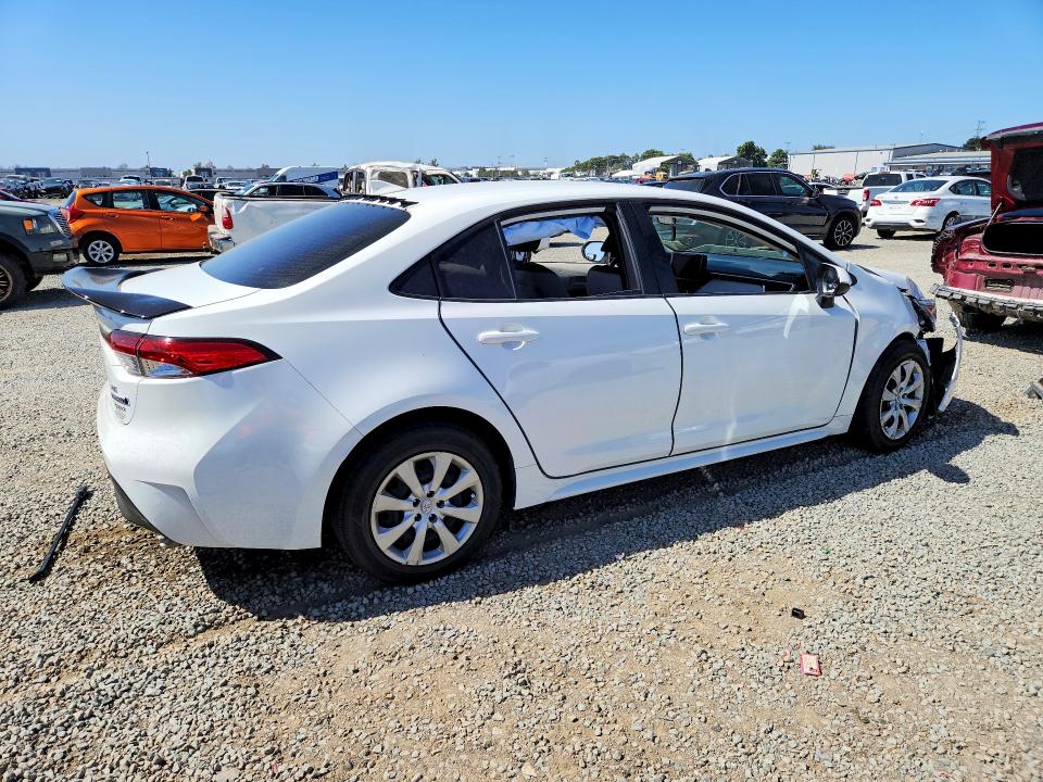 70948656 :رقم المزاد ، JTDBCMFE5R3040502 vin ، 2024 Toyota Corolla Hybrid مزاد بيع