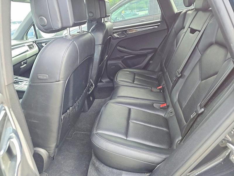 Продаж на аукціоні авто 2017 Porsche Macan, vin: WP1AA2A55HLB05567, номер лоту: 71304206