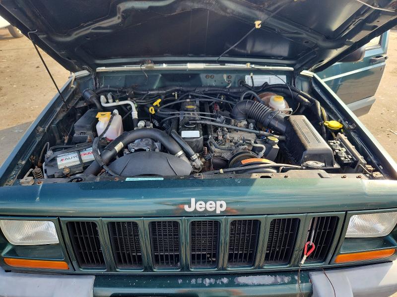 67682576 :رقم المزاد ، 1J4FF48S0YL164357 vin ، 2000 Jeep Cherokee مزاد بيع
