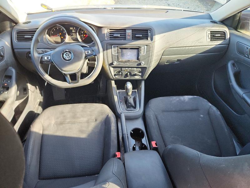 70533226 :رقم المزاد ، 3VW267AJ5GM313492 vin ، 2016 Volkswagen Jetta مزاد بيع