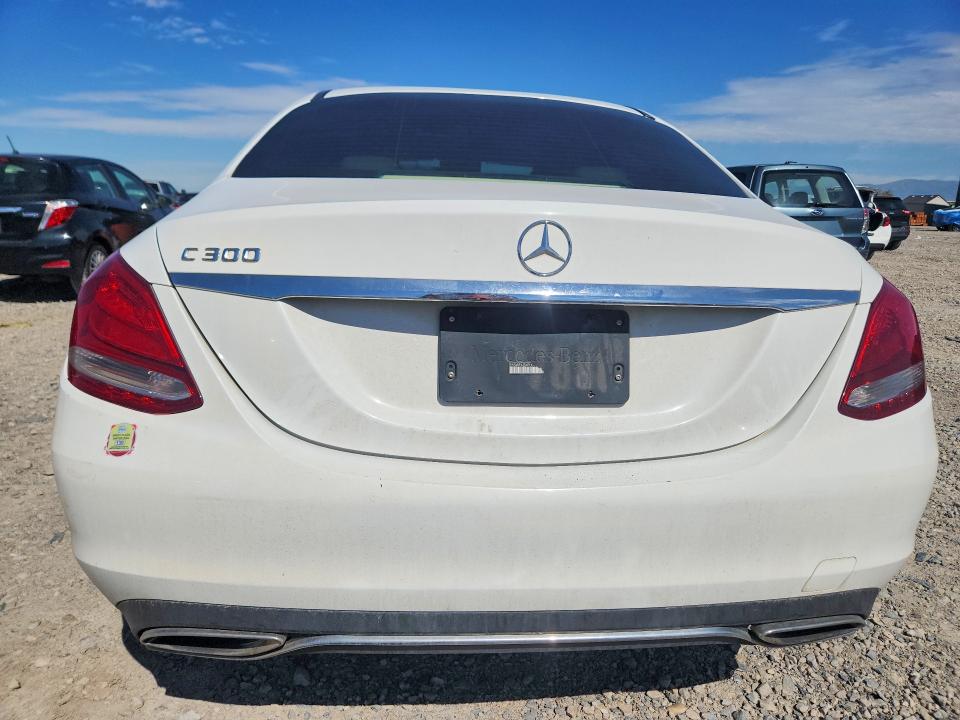 67914666 :رقم المزاد ، 55SWF4JBXFU052759 vin ، 2015 Mercedes-benz C مزاد بيع