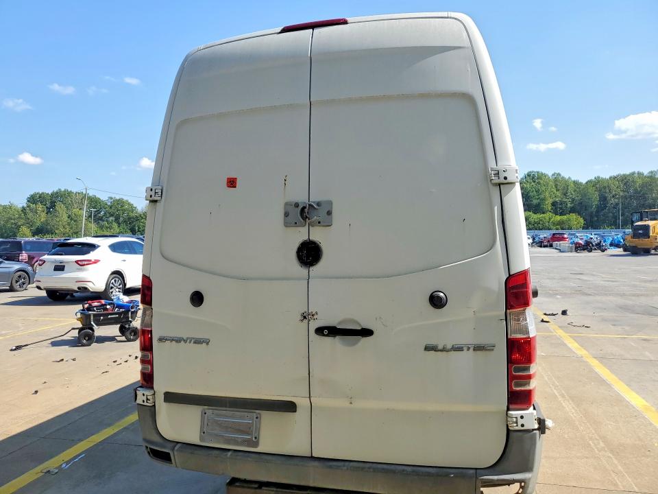 Продажа на аукционе авто 2015 Mercedes-benz Sprinter, vin: WD3PE8DCXFP145706, номер лота: 62997426