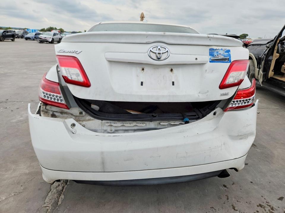 67535136 :رقم المزاد ، 4T1BF3EK0AU507960 vin ، 2010 Toyota Camry مزاد بيع