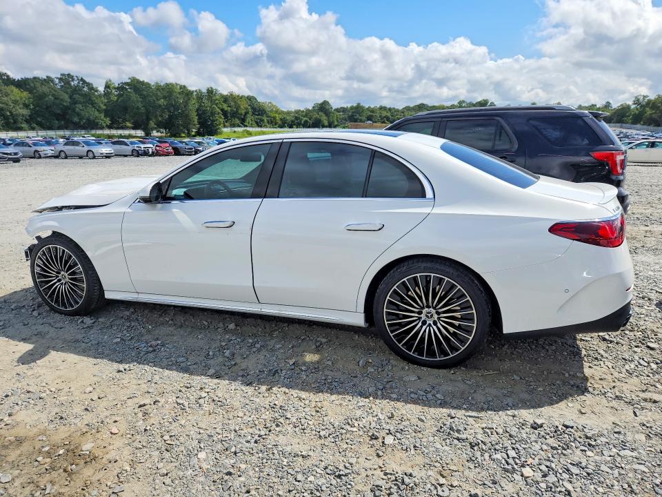 68380526 :رقم المزاد ، W1KLF6BB9RA038093 vin ، 2024 Mercedes-benz E مزاد بيع