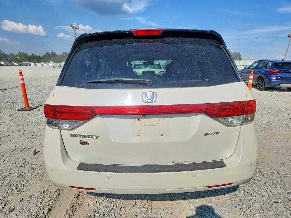 67285226 :رقم المزاد ، 5FNRL5H96EB123339 vin ، 2014 Honda Odyssey مزاد بيع