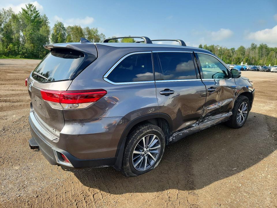 67292876 :رقم المزاد ، 5TDJZRFH5HS414086 vin ، 2017 Toyota Highlander مزاد بيع