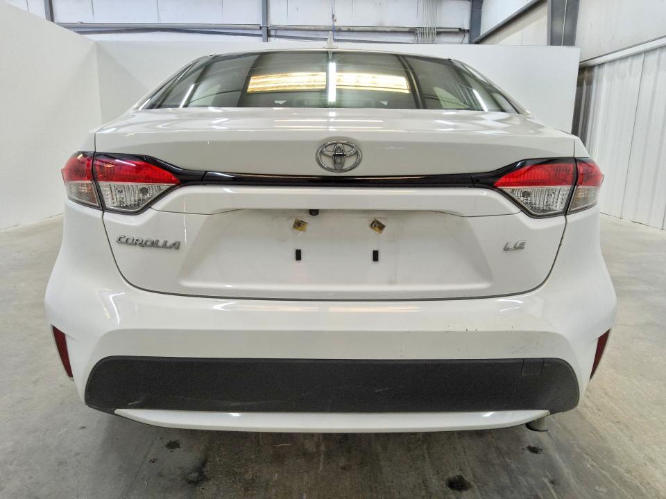 Продажа на аукционе авто 2021 Toyota Corolla, vin: JTDEPMAEXMJ126353, номер лота: 69724246