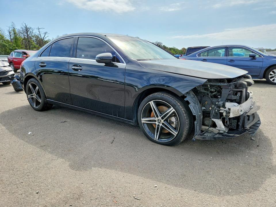 2019 Mercedes-benz A მანქანა იყიდება აუქციონზე, vin: WDD3G4FB7KW034872, აუქციონის ნომერი: 67076426