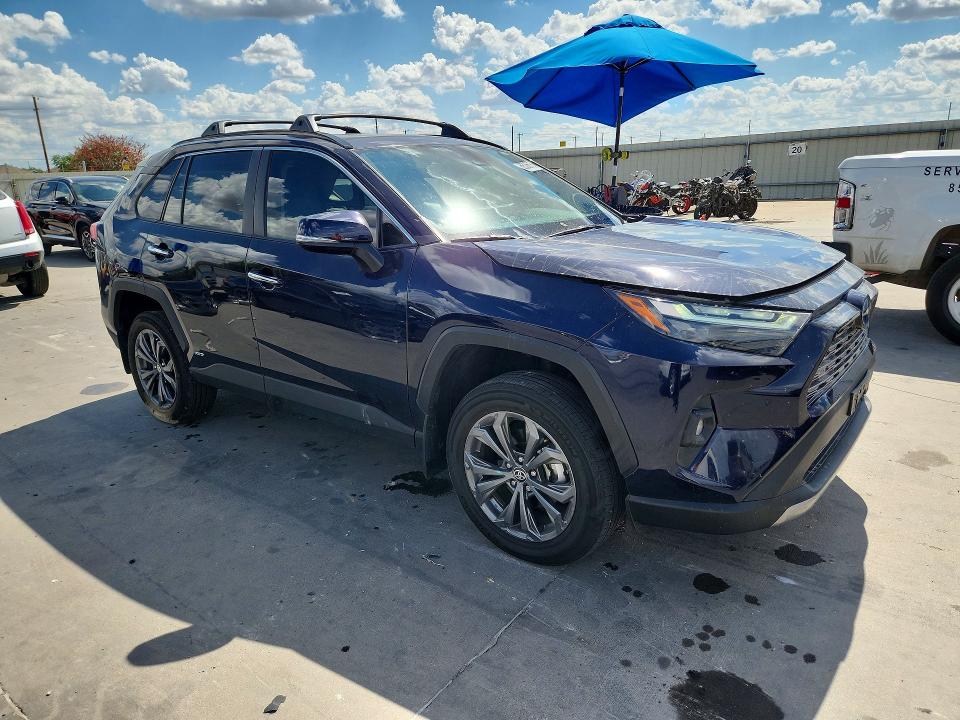 68536616 :رقم المزاد ، 4T3D6RFV2RU169940 vin ، 2024 Toyota Rav4 مزاد بيع