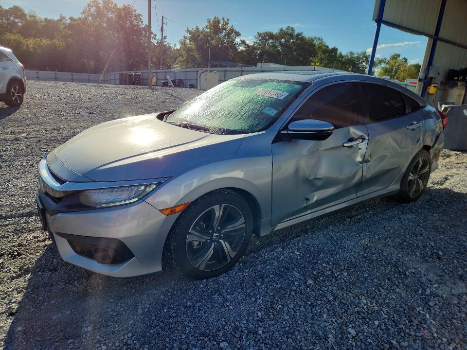 Auction sale of the 2018 Honda Civic, vin: JHMFC1F96JX021360, lot number: 70187366