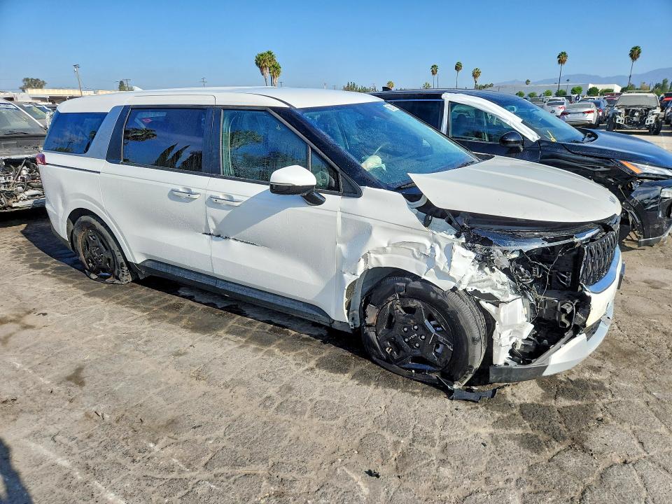 67738296 :رقم المزاد ، KNDNB5K37T6616218 vin ، 2026 Kia Carnival مزاد بيع