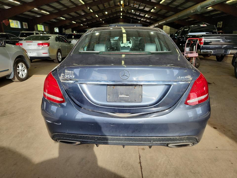 2015 Mercedes-benz C მანქანა იყიდება აუქციონზე, vin: 55SWF4KBXFU038942, აუქციონის ნომერი: 71254756